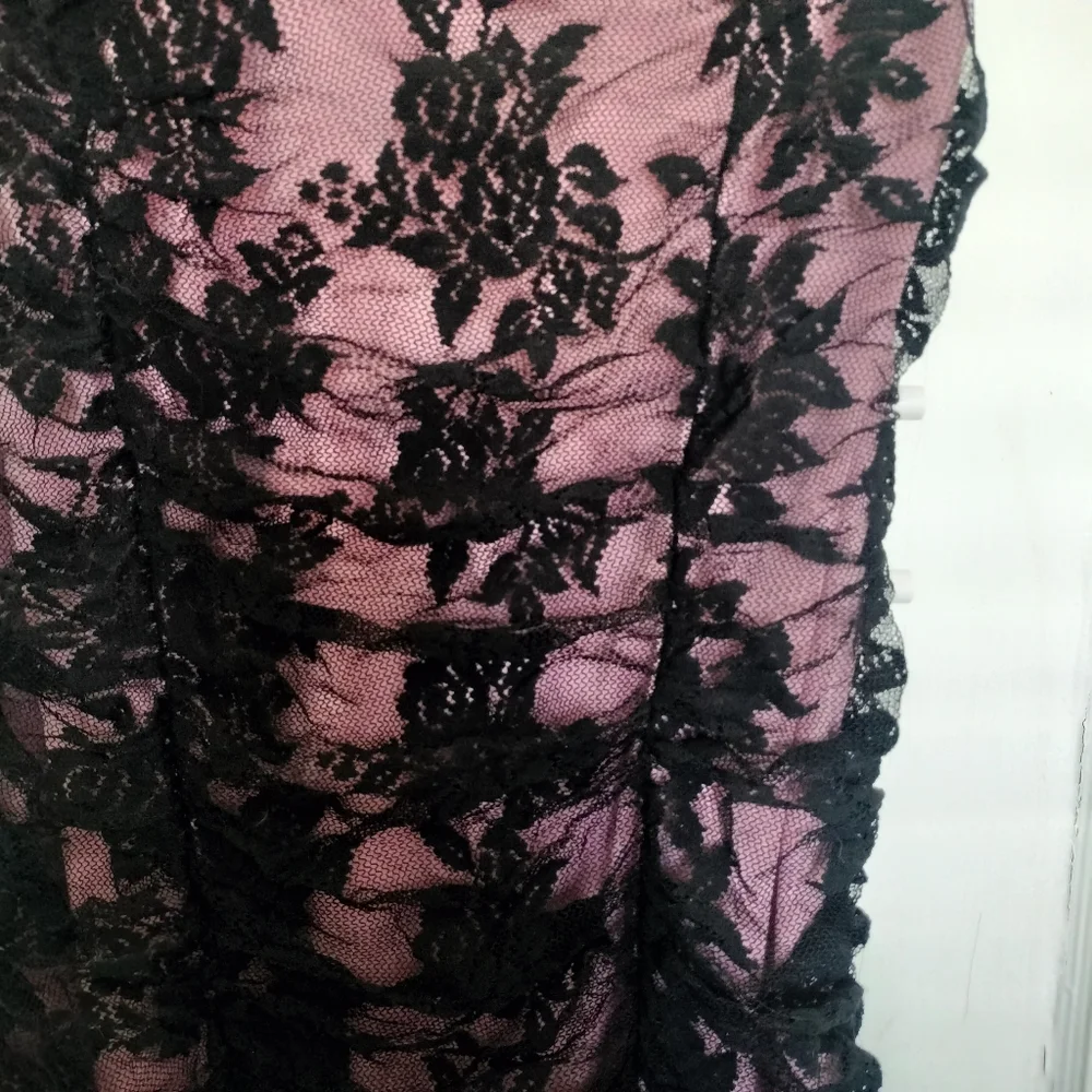 Sexy Vintage Torrid 1 Strapless Pink/ Black Floral Lace Tube Top Shirt 0X 12 - Picture 2 of 6